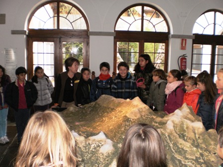 2014 VISITA AL CNEAM 5º PRIMARIA