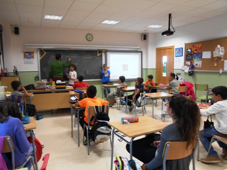 2015 CHARLA MIGRACIÓN UCCL