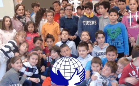 2015 MANOS UNIDAS