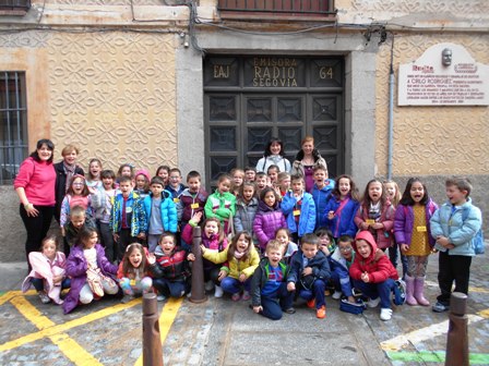 2015 VISITA RADIO Y CORREOS